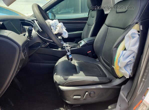 5NTJCDDFXRH104692 2024 HYUNDAI SANTA Gray წინა სალონის ხედი