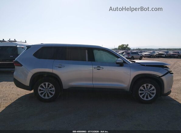5TDAAAA55SS023792 2025 TOYOTA GRAND HIGHLANDER Silver Vista interior trasera
