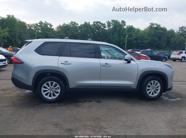 5TDAAAB50RS006908 2024 TOYOTA GRAND HIGHLANDER Серебряный Вид задней части салона