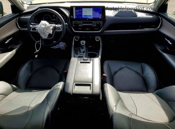 5TDAAAB51SS092235 2025 TOYOTA GRAND Gray წინა პანელის ხედი