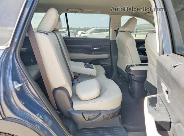 5TDAAAB52TS113160 2026 TOYOTA GRAND Blue Rear interior view