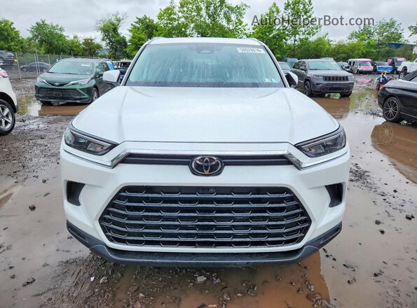 5TDAAAB53RS012265 2024 TOYOTA GRAND White Vista frontal