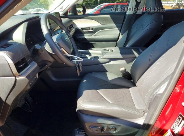5TDAAAB55RS050547 2024 TOYOTA GRAND Red Vista interior delantera