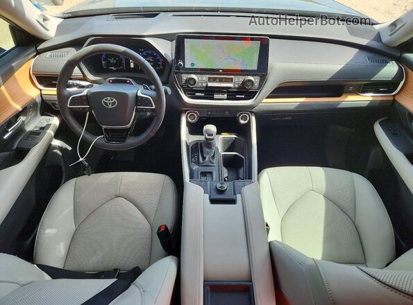 5TDAAAB56TS120824 2026 TOYOTA GRAND Gray Вид панелі приладів