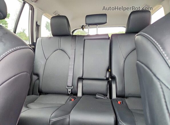5TDAAAB59RS059610 2024 TOYOTA GRAND White Widok tylnych siedzeń