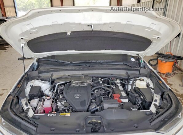 5TDAAAB59TS107940 2026 TOYOTA GRAND White Շարժիչի բաժամունքի տեսք