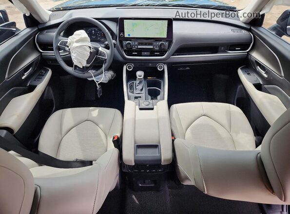5TDAAAB59TS113057 2026 TOYOTA GRAND Black Dashboard view