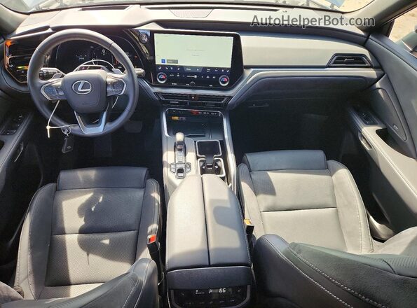 5TDAAAB68SS042490 2025 LEXUS TX Silver Vista del salpicadero
