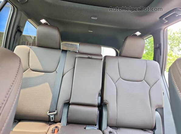 5TDAAAB6XSS038134 2025 LEXUS TX Белый Вид задних сидений