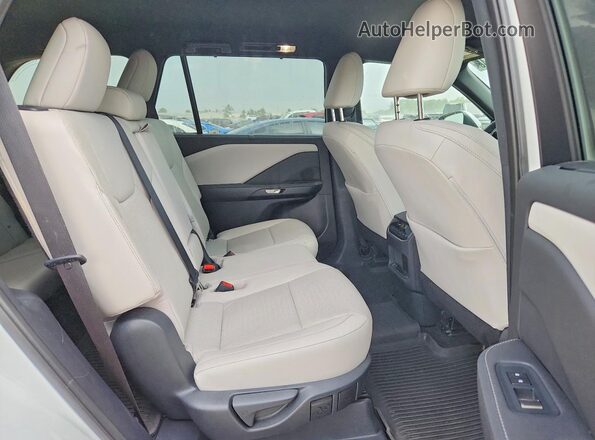 5TDAAAB6XSS044581 2025 LEXUS TX White Вид задньої частини салону