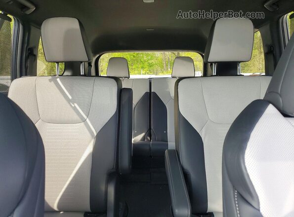 5TDABAB63TS017821 2026 LEXUS TX White Rear seats view