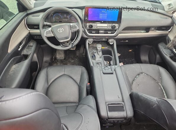 5TDACAB52TS070191 2026 TOYOTA GRAND Gray Вид панелі приладів