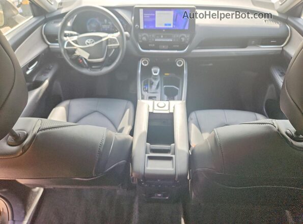 5TDACAB53RS026449 2024 TOYOTA GRAND Black Vista del salpicadero