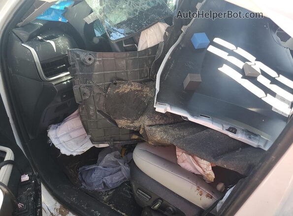 5TDACAB53SS054483 2025 TOYOTA GRAND Белый Вид панели приборов