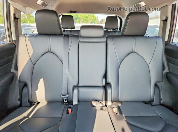 5TDACAB55TS070900 2026 TOYOTA GRAND Silver Հետևի նստատեղերի տեսք