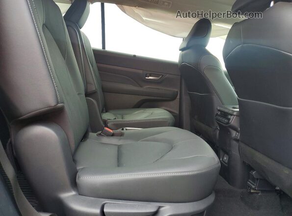 5TDACAB56TS101166 2026 TOYOTA GRAND Blue Vista interior trasera