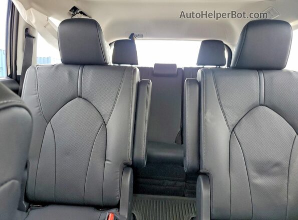 5TDACAB56TS101166 2026 TOYOTA GRAND Blue Vista de los asientos traseros