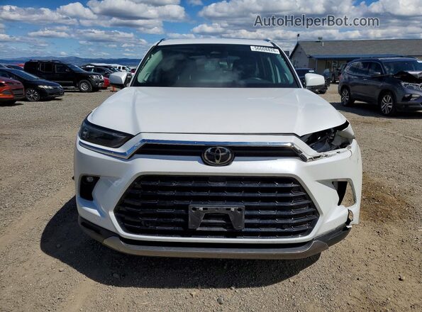 5TDACAB57RS003188 2024 TOYOTA GRAND White Vista frontal