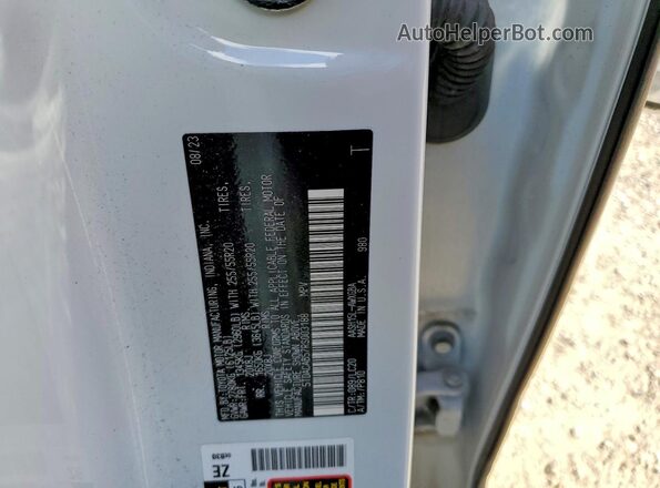 5TDACAB57RS003188 2024 TOYOTA GRAND White Vista del compartimento del motor