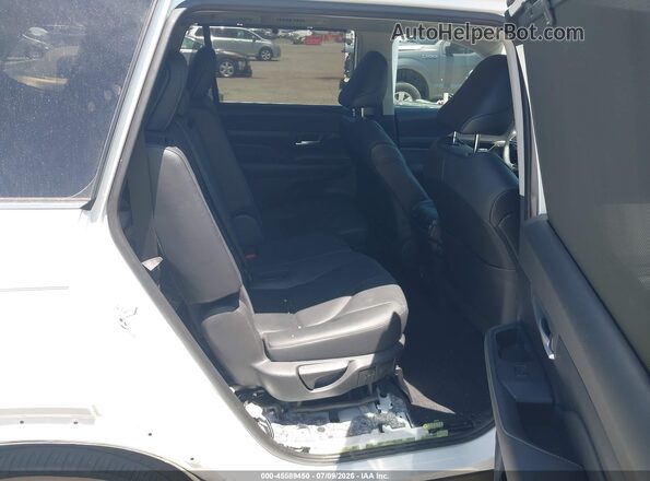 5TDACAB58RS020985 2024 TOYOTA GRAND HIGHLANDER White VIN կոդի պիտակի տեսք