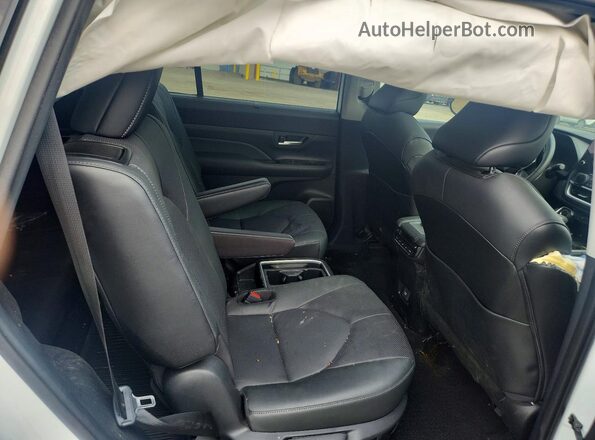 5TDACAB59SS050986 2025 TOYOTA GRAND White Widok wnętrza z tyłu