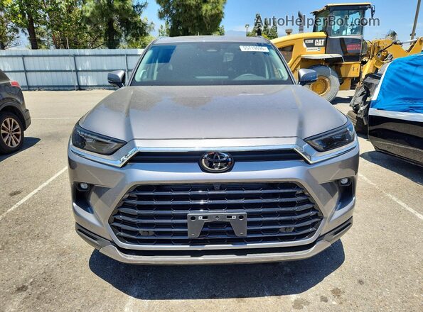 5TDACAB5XTS093122 2026 TOYOTA GRAND Gray Դիմացի տեսք