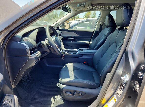 5TDACAB5XTS093122 2026 TOYOTA GRAND Gray Սալոնի դիմացի տեսք