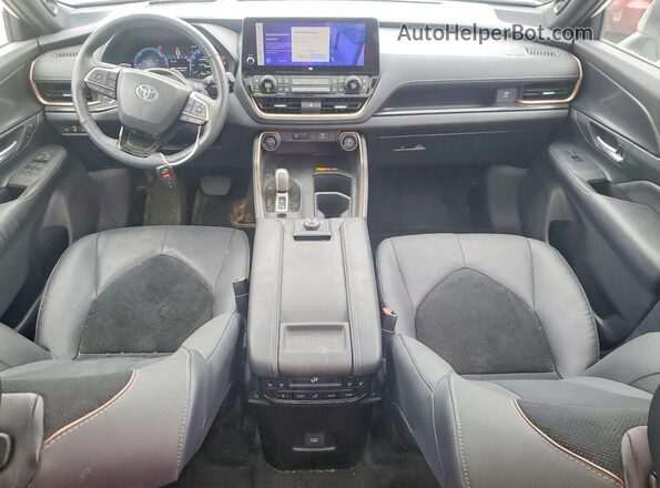 5TDADAB53RS003721 2024 TOYOTA GRAND Белый Вид панели приборов