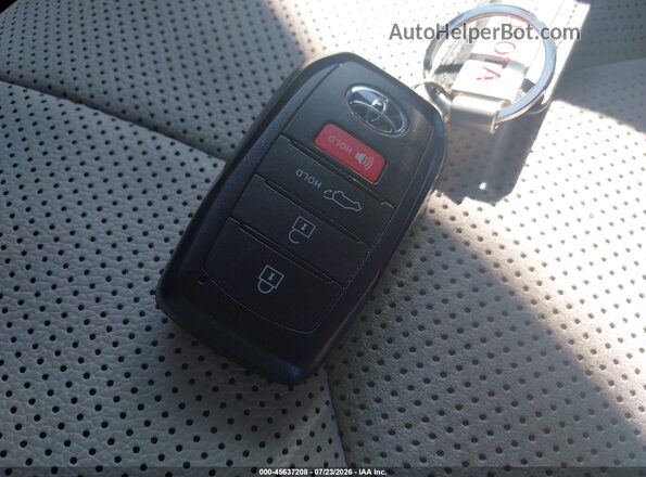 5TDADAB56TS029222 2026 TOYOTA GRAND HIGHLANDER HYBRID Red Widok deski rozdzielczej