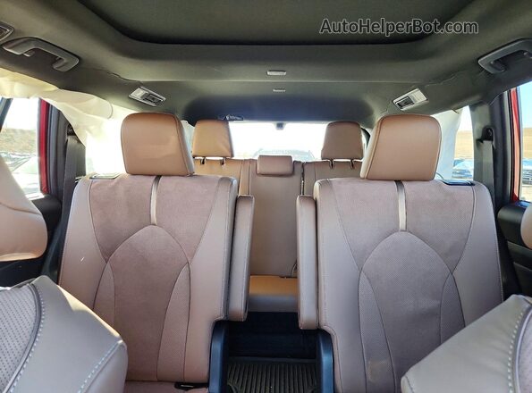 5TDADAB58TS031800 2026 TOYOTA GRAND Red Հետևի նստատեղերի տեսք