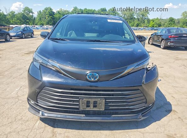 5TDASKFC2NS048910 2022 TOYOTA SIENNA Black Դիմացի տեսք