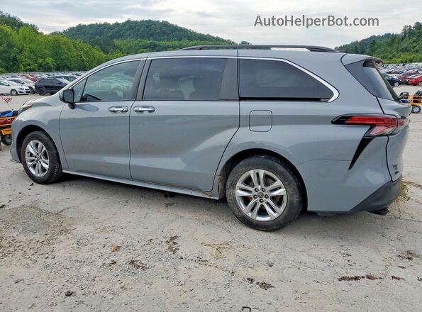 5TDASKFC8NS051259 2022 TOYOTA SIENNA Gray Trasero izquierdo