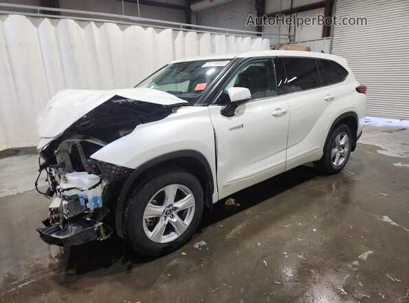 5TDBBRCH2MS530093 2021 TOYOTA HIGHLANDER White 