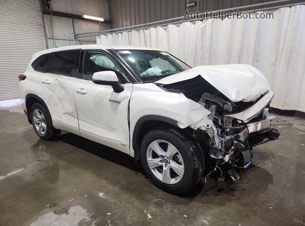 5TDBBRCH2MS530093 2021 TOYOTA HIGHLANDER White 