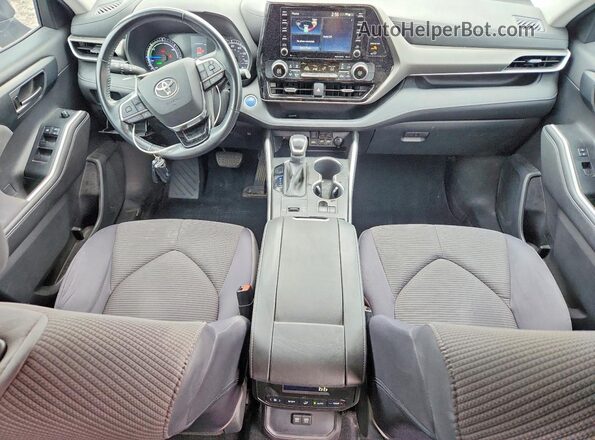 5TDBBRCH4LS503864 2020 TOYOTA HIGHLANDER Blue Вид панелі приладів