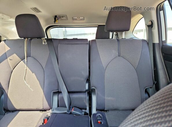 5TDBBRCH5PS130968 2023 TOYOTA HIGHLANDER Белый Вид задних сидений