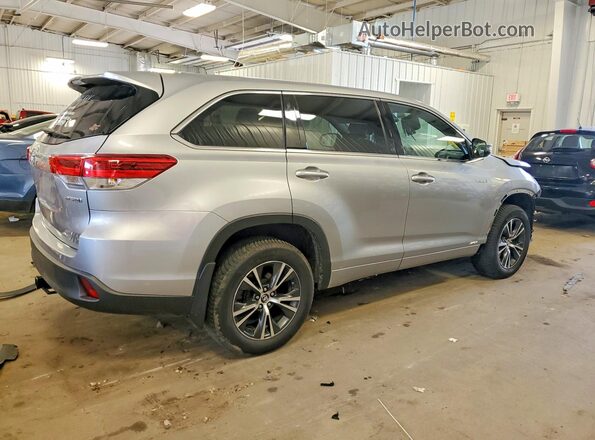 5TDBGRFH0HS032414 2017 TOYOTA HIGHLANDER Silver უკანა მარჯვენა