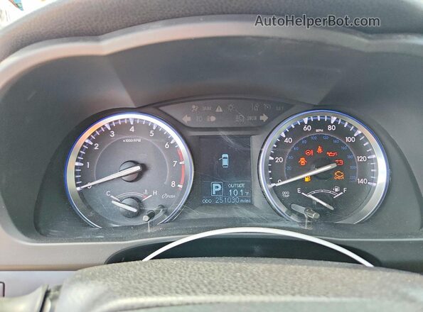 5TDBKRFH2GS250416 2016 TOYOTA HIGHLANDER Black Вид щитка приладів