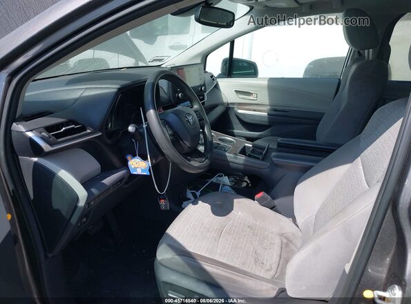 5TDBRKEC2NS086882 2022 TOYOTA SIENNA Gray Front interior view