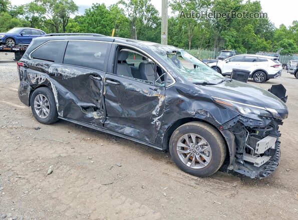 5TDBRKEC2SS230913 2025 TOYOTA SIENNA Black Przód prawy