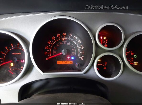 5TDBW5G10GS137269 2016 TOYOTA SEQUOIA Silver Вид задніх сидінь