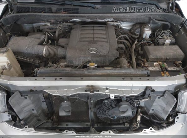 5TDBW5G10GS137269 2016 TOYOTA SEQUOIA Silver Вид ззаду