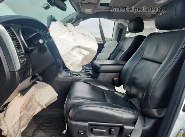 5TDBY5G11LS176926 2020 TOYOTA SEQUOIA White წინა სალონის ხედი