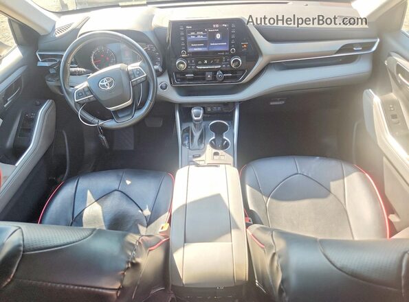 5TDBZRBH1NS595256 2022 TOYOTA HIGHLANDER Silver Vista del salpicadero