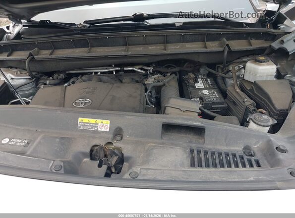 5TDBZRBH2MS082578 2021 TOYOTA HIGHLANDER Silver Вид ззаду
