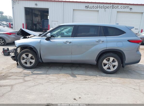 5TDBZRBH5MS154020 2021 TOYOTA HIGHLANDER Синий Вид задней части салона