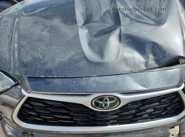 5TDBZRBHXMS544370 2021 TOYOTA HIGHLANDER Black Widok wnętrza z tyłu
