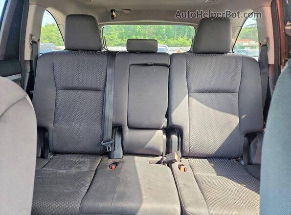 5TDBZRFH0HS433052 2017 TOYOTA HIGHLANDER Brown Вид задніх сидінь