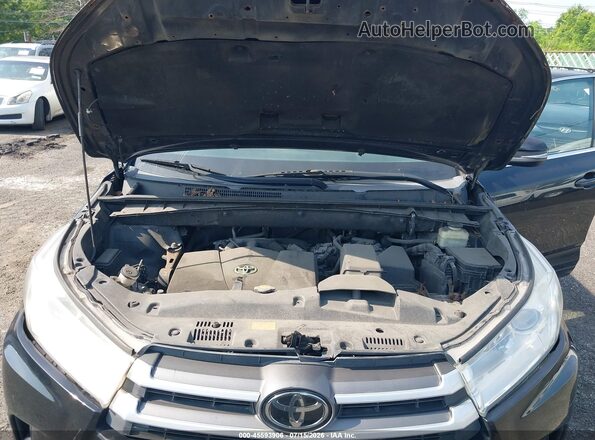 5TDBZRFH1HS412050 2017 TOYOTA HIGHLANDER Black Rear view