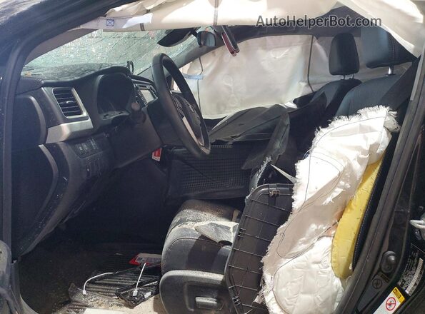 5TDBZRFH1JS828959 2018 TOYOTA HIGHLANDER Black Widok wnętrza z przodu